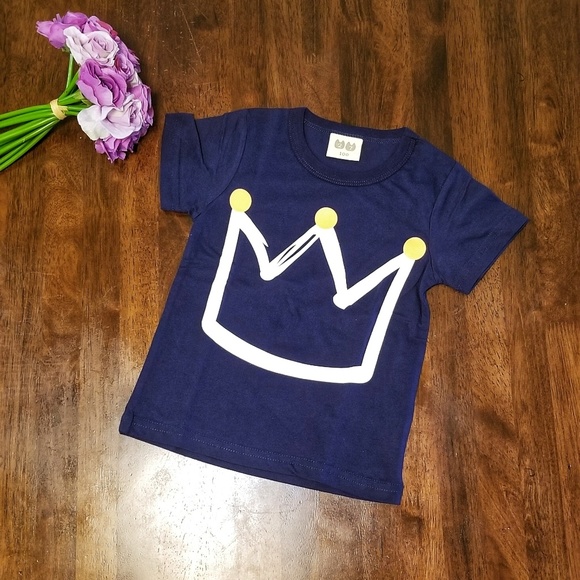 Crown Me Tee - Picture 2 of 2